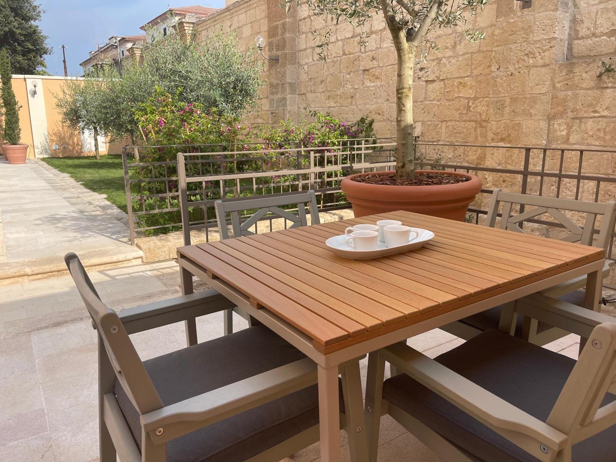 Palazzo Pitagora Otel Taranto Dış mekan fotoğraf