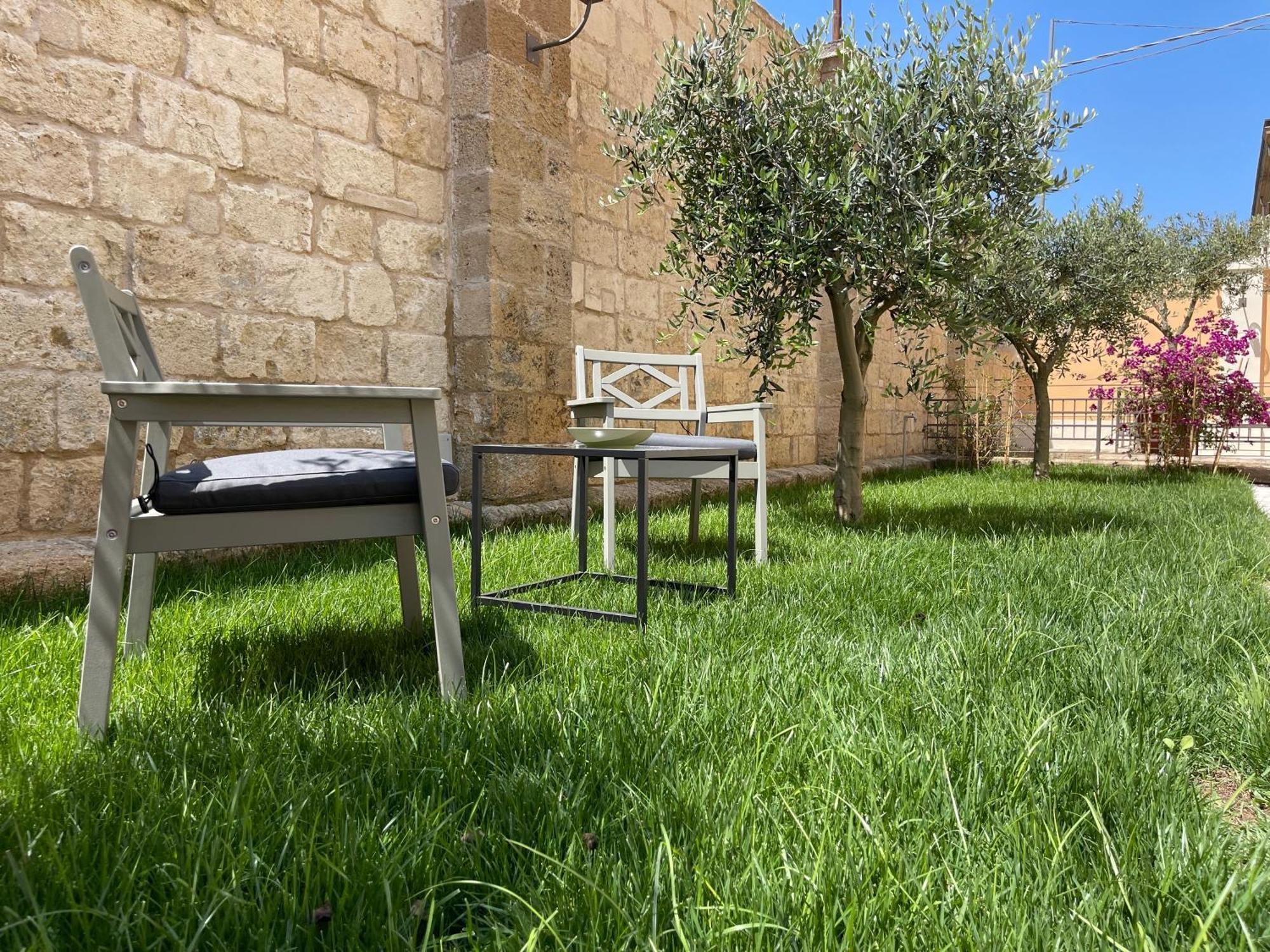 Palazzo Pitagora Otel Taranto Dış mekan fotoğraf