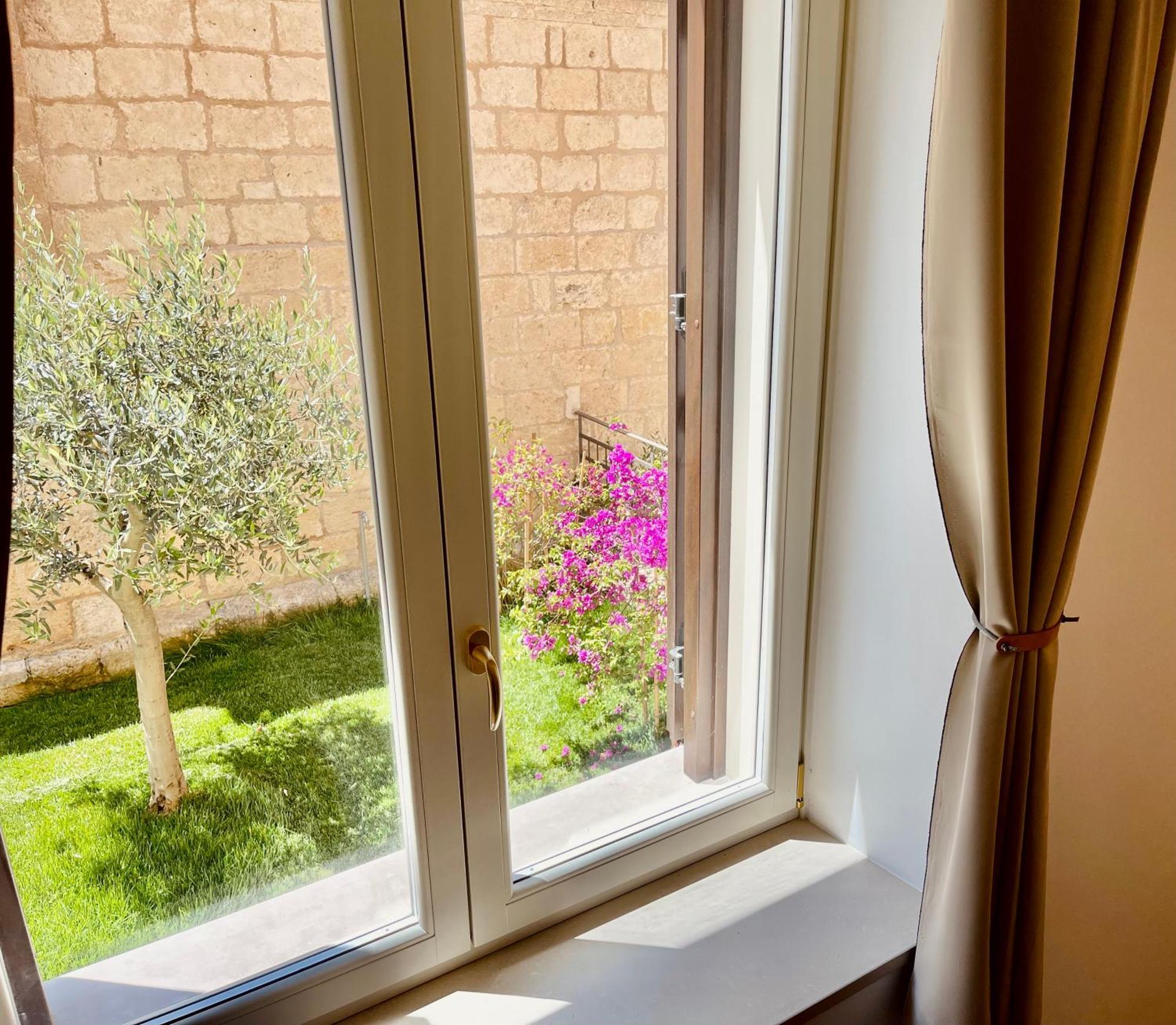 Palazzo Pitagora Otel Taranto Dış mekan fotoğraf
